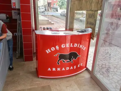ARKADAS ET